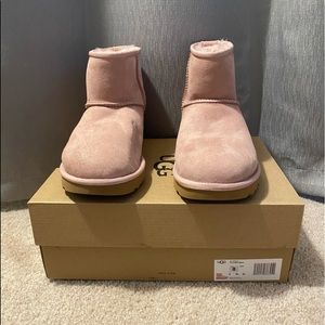 low cut Ugg boots